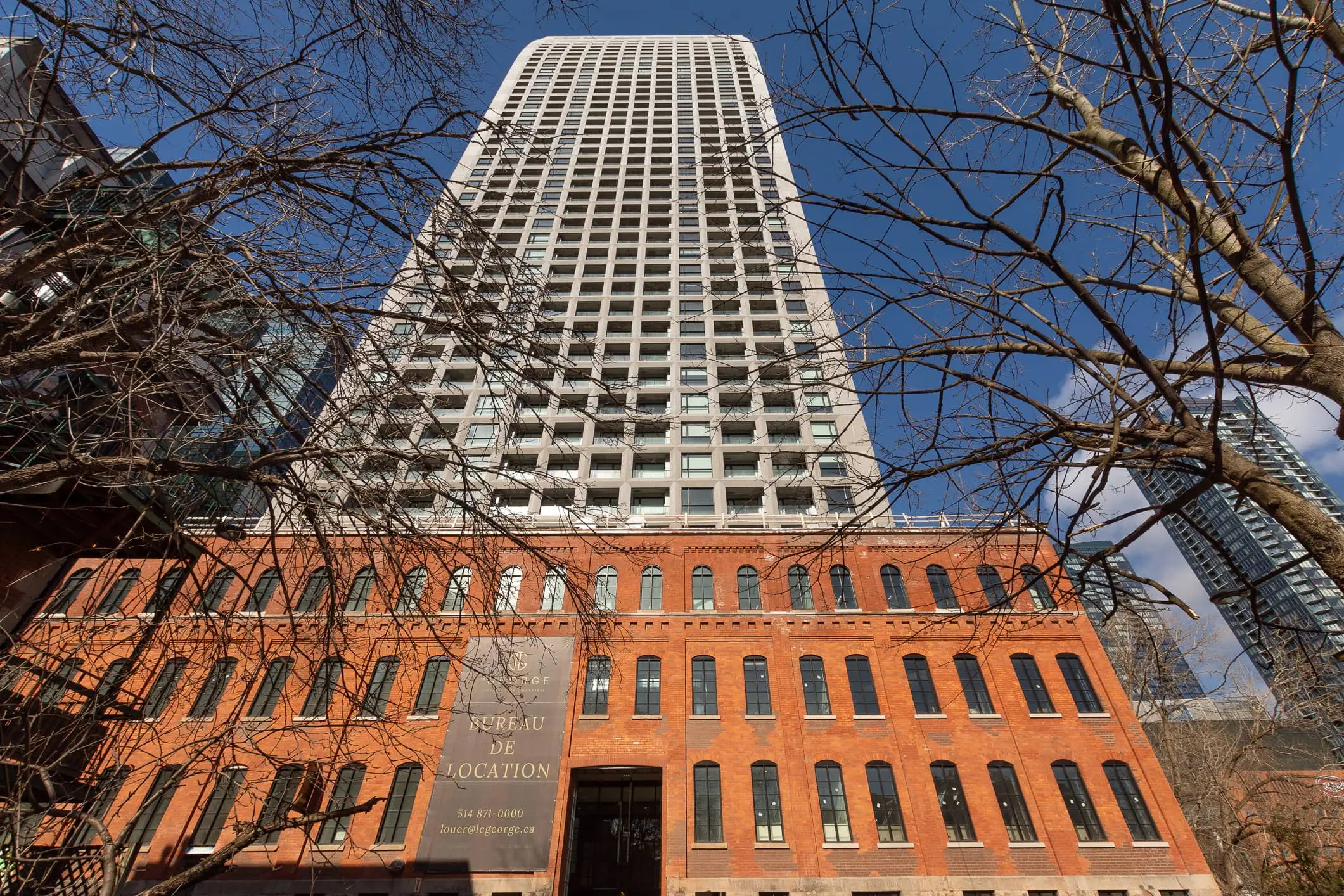 Le George apartments for rent downtown Montreal - building outdoor -by-Kptur-12